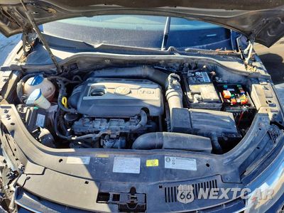 Zdjęcie 11 z 12 samochodu: 2016 VOLKSWAGEN EOS KOMFORT VIN:WVWBW8AH9GV000571 - miniatura