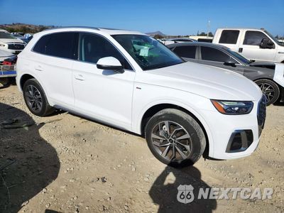 Czwarte zdjęcie samochodu z boku: 2023 AUDI Q5 PREMIUM PLUS 45 VIN:WA1EAAFY5P2144643 - miniatura