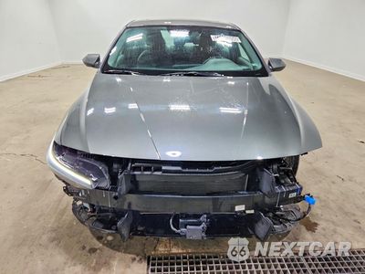 Piąte zdjęcie samochodu w środku: 2025 HYUNDAI ELANTRA SEL VIN:KMHLS4DG8SU905308 - miniatura