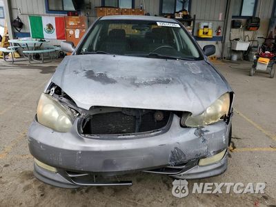 Piąte zdjęcie samochodu w środku: 2004 TOYOTA COROLLA S VIN:1NXBR32E14Z195285 - miniatura