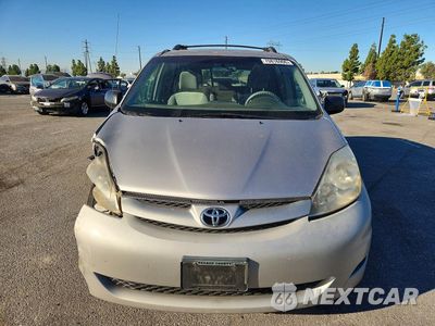 Piąte zdjęcie samochodu w środku: 2009 TOYOTA SIENNA LE 8-PASSENGER VIN:5TDZK23C59S252839 - miniatura