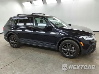 Czwarte zdjęcie samochodu z boku: 2022 VOLKSWAGEN TIGUAN SE VIN:3VV2B7AX6NM098674 - miniatura