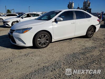 2015 TOYOTA CAMRY SE 4T1BF1FKXFU111318 - główne zdjęcie licytacji z USA - miniatura