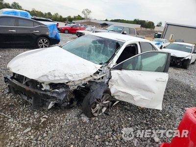 2017 TOYOTA CAMRY SE 4T1BF1FK5HU764772 - główne zdjęcie licytacji z USA - miniatura