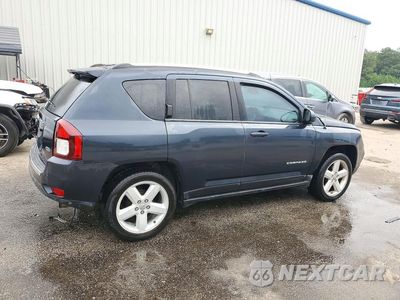Trzecie zdjęcie samochodu z tyłu: 2014 JEEP COMPASS LATITUDE VIN:1C4NJCEA3ED674813 - miniatura