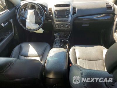 Zdjęcie 8 z 13 samochodu: 2015 KIA SORENTO LX VIN:5XYKT3A67FG638799 - miniatura