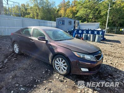Czwarte zdjęcie samochodu z boku: 2014 KIA OPTIMA EX VIN:5XXGN4A75EG283231 - miniatura