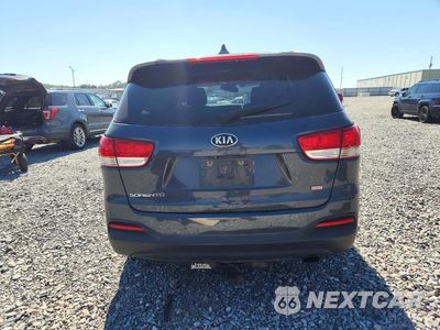 Zdjęcie 6 z 14 samochodu: 2016 KIA SORENTO LX VIN:5XYPG4A36GG168174 - miniatura