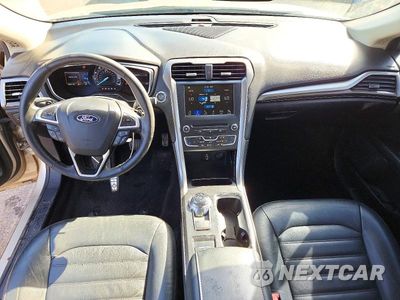 Zdjęcie 8 z 12 samochodu: 2017 FORD FUSION SE VIN:3FA6P0HD2HR214678 - miniatura