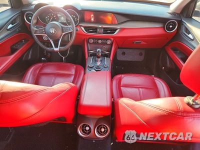 Zdjęcie 8 z 13 samochodu: 2018 ALFA ROMEO STELVIO TI VIN:ZASFAKBN1J7B94985 - miniatura