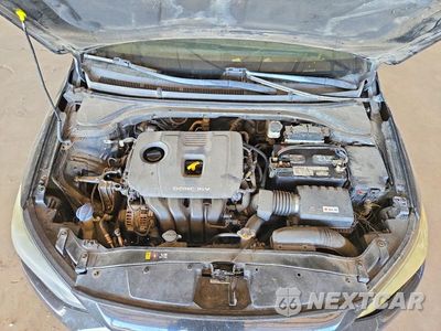 Zdjęcie 11 z 12 samochodu: 2018 HYUNDAI ELANTRA SEL VIN:5NPD84LF6JH364705 - miniatura