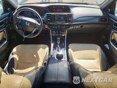 Zdjęcie 8 z 13 samochodu: 2017 HONDA ACCORD EXL VIN:1HGCT1B6XHA000011 - miniatura