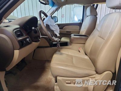 Zdjęcie 7 z 14 samochodu: 2008 GMC YUKON VIN:1GKFK13058R171926 - miniatura