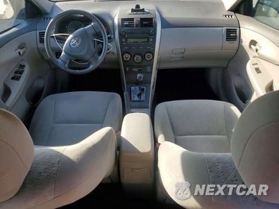 Zdjęcie 8 z 12 samochodu: 2009 TOYOTA COROLLA LE VIN:1NXBU40E49Z135127 - miniatura