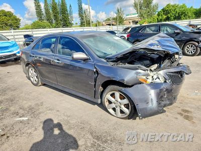 Czwarte zdjęcie samochodu z boku: 2007 TOYOTA CAMRY SE VIN:4T1BE46K87U657458 - miniatura