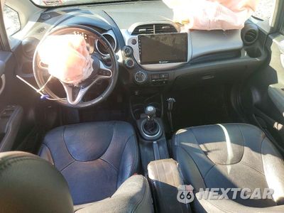 Zdjęcie 8 z 12 samochodu: 2009 HONDA FIT SPORT VIN:JHMGE87469S072232 - miniatura