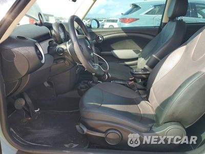 Zdjęcie 7 z 13 samochodu: 2012 MINI COOPER VIN:WMWSU3C59CT263223 - miniatura