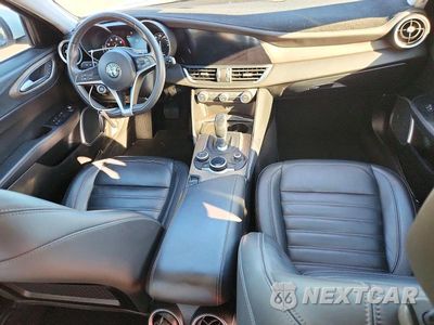 Zdjęcie 8 z 12 samochodu: 2017 ALFA ROMEO GIULIA TI VIN:ZARFAECN9H7536501 - miniatura
