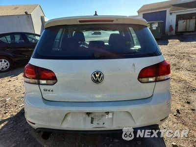 Zdjęcie 6 z 13 samochodu: 2014 VOLKSWAGEN GTI VIN:WVWHD7AJ6EW010608 - miniatura