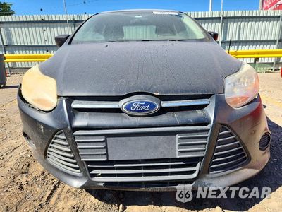 Piąte zdjęcie samochodu w środku: 2014 FORD FOCUS S VIN:1FADP3E22EL254233 - miniatura
