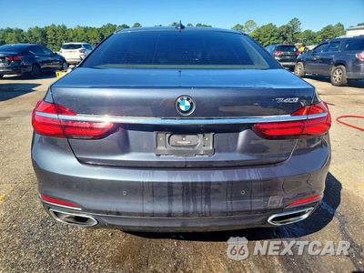 Zdjęcie 6 z 13 samochodu: 2016 BMW 740 I VIN:WBA7E2C52GG546638 - miniatura