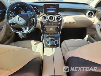 Zdjęcie 8 z 13 samochodu: 2016 MERCEDES-BENZ C 300 4MATIC VIN:55SWF4KB3GU158082 - miniatura