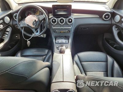 Zdjęcie 8 z 13 samochodu: 2016 MERCEDES-BENZ GLC 300 4MATIC VIN:WDC0G4KB6GF072016 - miniatura