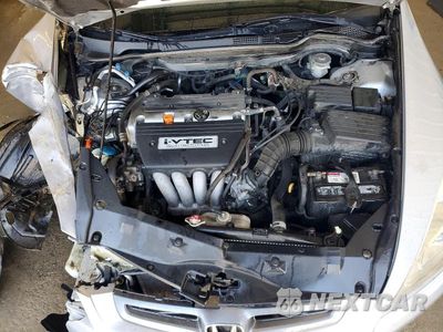 Zdjęcie 11 z 12 samochodu: 2005 HONDA ACCORD EX VIN:1HGCM56725A186422 - miniatura