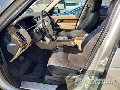 Zdjęcie 7 z 13 samochodu: 2018 LAND ROVER RANGE ROVER SUPERCHARGED VIN:SALGS2RE7JA500972 - miniatura