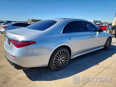 Trzecie zdjęcie samochodu z tyłu: 2022 MERCEDES-BENZ S 580 4MATIC VIN:W1K6G7GB9NA118870 - miniatura