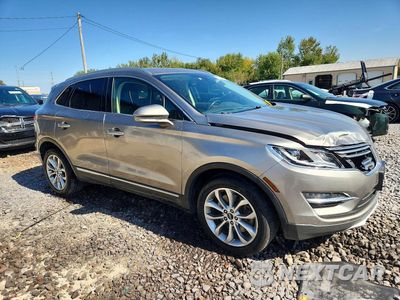 Czwarte zdjęcie samochodu z boku: 2016 LINCOLN MKC SELECT VIN:5LMCJ2D96GUJ30570 - miniatura