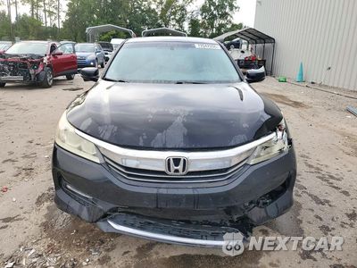 Piąte zdjęcie samochodu w środku: 2017 HONDA ACCORD EXL VIN:1HGCR2F81HA086972 - miniatura
