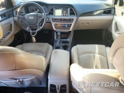 Zdjęcie 8 z 12 samochodu: 2015 HYUNDAI SONATA LIMITED VIN:5NPE34AF6FH238776 - miniatura