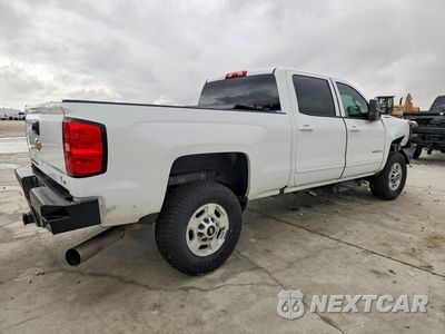 Trzecie zdjęcie samochodu z tyłu: 2016 CHEVROLET SILVERADO K2500 HEAVY DUTY LT VIN:1GC1KVE86GF212340 - miniatura