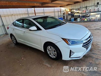 Czwarte zdjęcie samochodu z boku: 2020 HYUNDAI ELANTRA SE VIN:5NPD74LF0LH603073 - miniatura