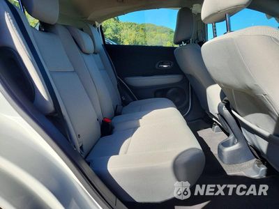 Zdjęcie 11 z 13 samochodu: 2021 HONDA HR-V LX VIN:3CZRU6H33MM714179 - miniatura