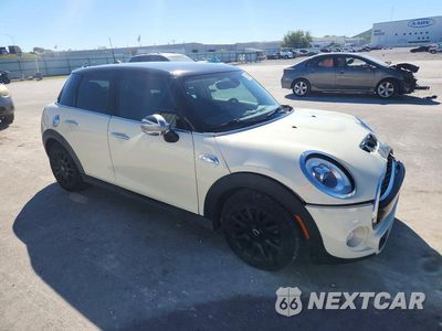 Czwarte zdjęcie samochodu z boku: 2017 MINI COOPER S VIN:WMWXU3C36H2B64332 - miniatura