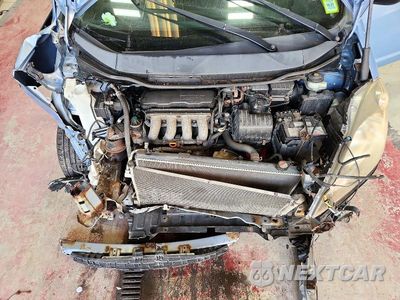 Zdjęcie 11 z 13 samochodu: 2010 HONDA FIT VIN:JHMGE8H20AC016444 - miniatura
