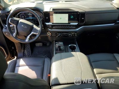Zdjęcie 8 z 12 samochodu: 2025 CHEVROLET SILVERADO K1500 RST VIN:2GCUKEED0S1159368 - miniatura