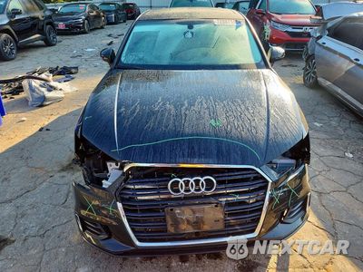 Piąte zdjęcie samochodu w środku: 2017 AUDI A3 PREMIUM VIN:WAUAUGFF3H1057065 - miniatura