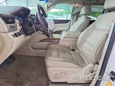Zdjęcie 7 z 13 samochodu: 2020 GMC YUKON XL DENALI VIN:1GKS2HKJ0LR266940 - miniatura