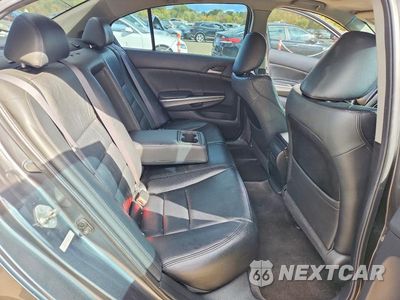 Zdjęcie 10 z 13 samochodu: 2010 HONDA ACCORD EXL VIN:1HGCP2F8XAA026037 - miniatura