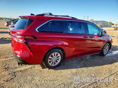 Trzecie zdjęcie samochodu z tyłu: 2022 TOYOTA SIENNA LE VIN:5TDKSKFC2NS047289 - miniatura