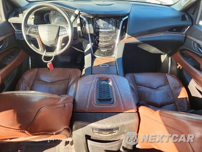 Zdjęcie 8 z 14 samochodu: 2016 CADILLAC ESCALADE ESV PREMIUM VIN:1GYS4JKJ8GR137020 - miniatura