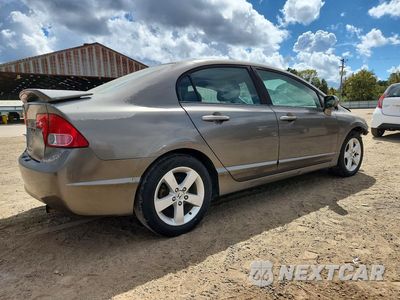 Trzecie zdjęcie samochodu z tyłu: 2008 HONDA CIVIC VIN:2HGFA16818H303906 - miniatura