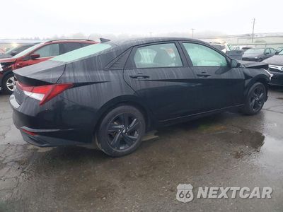 Trzecie zdjęcie samochodu z tyłu: 2023 HYUNDAI ELANTRA SEL VIN:KMHLM4AG0PU379357 - miniatura