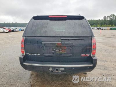 Zdjęcie 6 z 13 samochodu: 2007 GMC YUKON XL DENALI VIN:1GKFK66817J327715 - miniatura