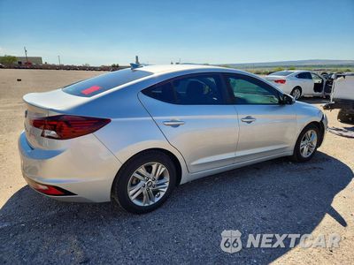 Trzecie zdjęcie samochodu z tyłu: 2019 HYUNDAI ELANTRA SEL VIN:5NPD84LF1KH408871 - miniatura
