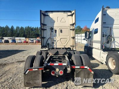 Zdjęcie 6 z 14 samochodu: 2017 FREIGHTLINER CASCADIA 125 SEMI TRUCK VIN:3AKJGLDR5HSHZ8208 - miniatura
