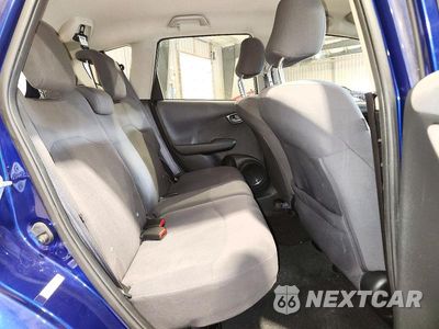Zdjęcie 10 z 12 samochodu: 2013 HONDA FIT VIN:JHMGE8H37DC045713 - miniatura